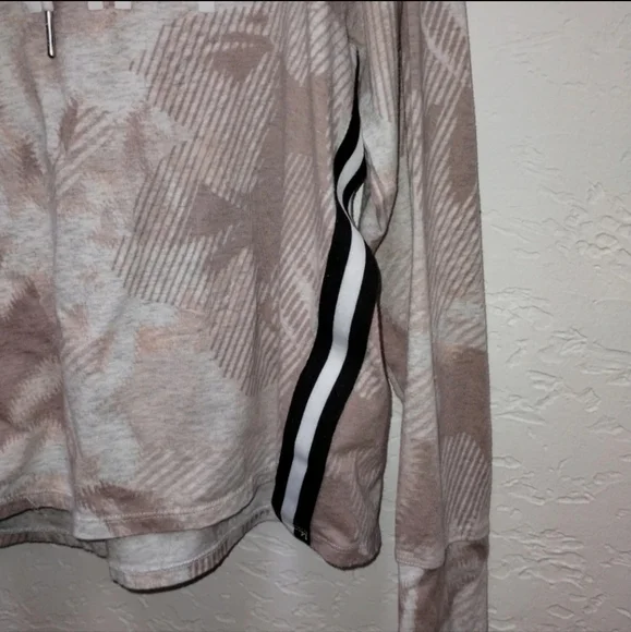 Calvin Klein Performance Stretch Blush Pink Pullover Hoodie - Picture 4 of 7